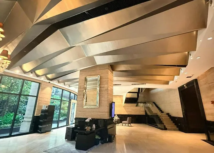Hotel The Gramercy Staycation Makati