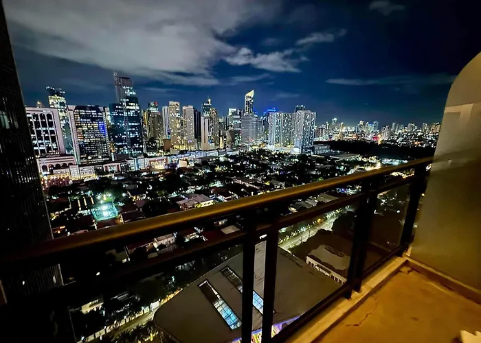 The Gramercy Staycation Makati 5*
